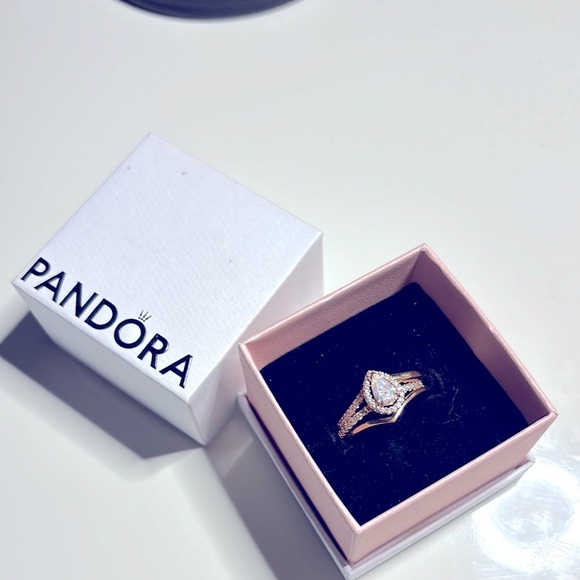 Rose gold pandora ring set